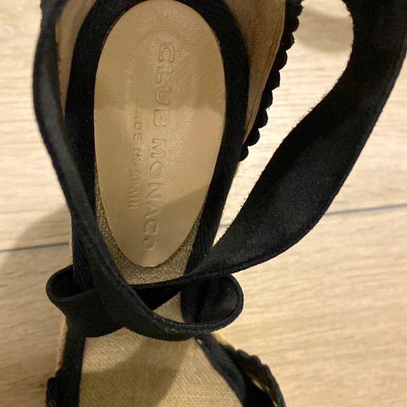 Club Monaco - Model Lulloo Wedge - Picture 4 of 7